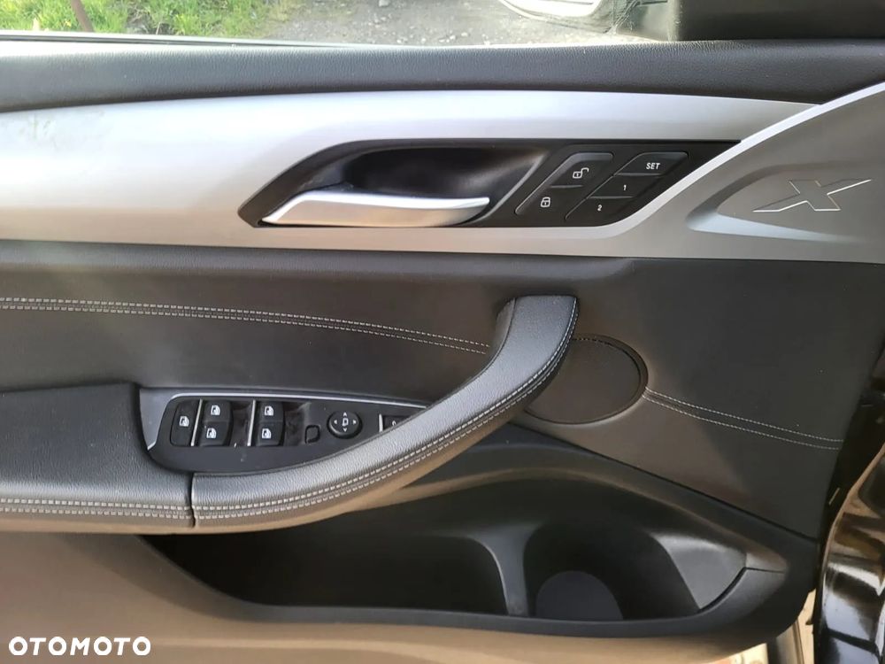 BMW X3 xDrive30i Advantage sport - 23