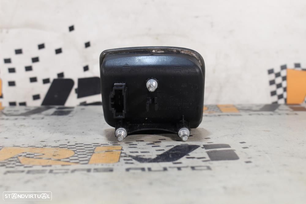 Puxador Da Tampa Da Mala Seat Ibiza Iv (6J5, 6P1)  6J4827565b / 6J4827 - 4