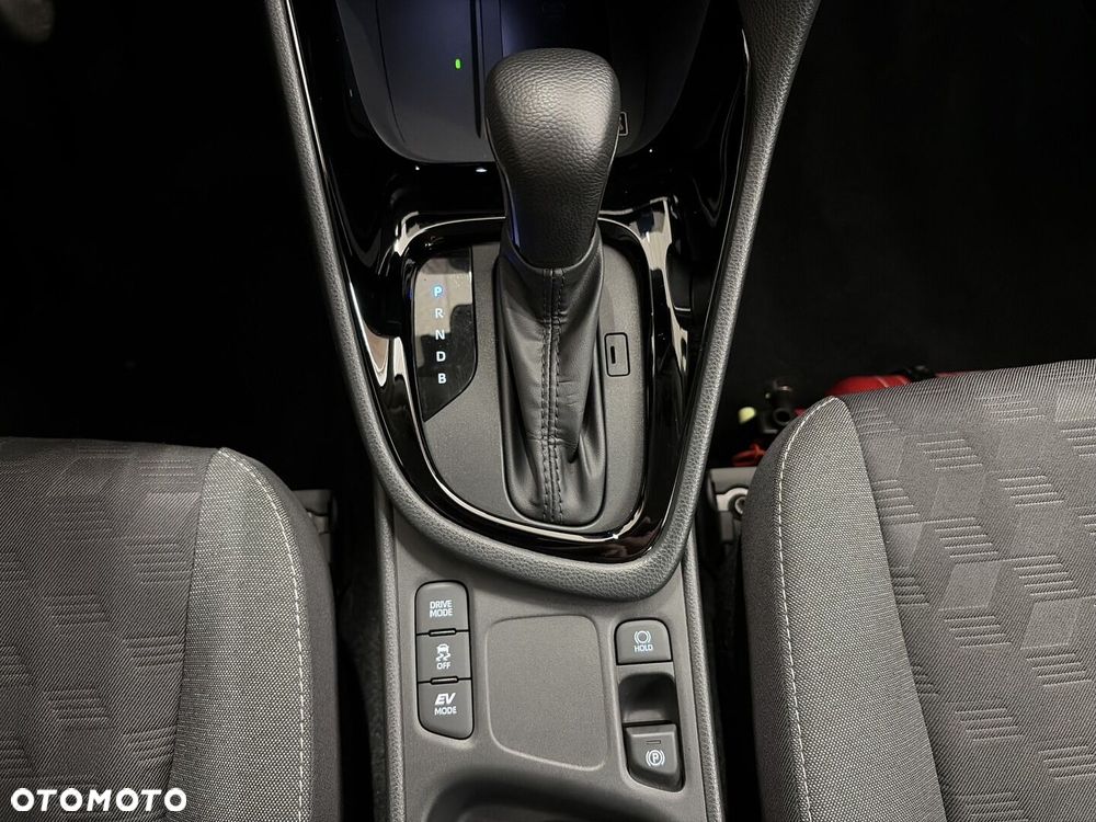 Toyota Yaris Hybrid 1.5 Style - 20