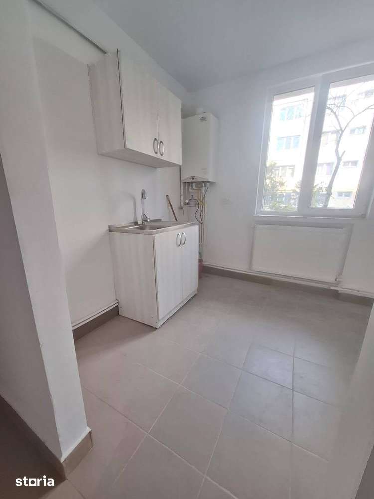 De vanzare garsonieră confort 1, zona excelenta 38.000 euro negociabil - Imagine principală: 2/11