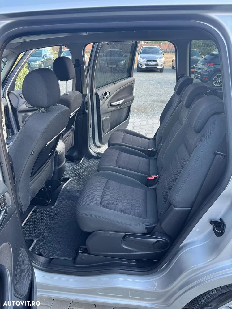 Ford Galaxy 2.0 TDCi Titanium - 22