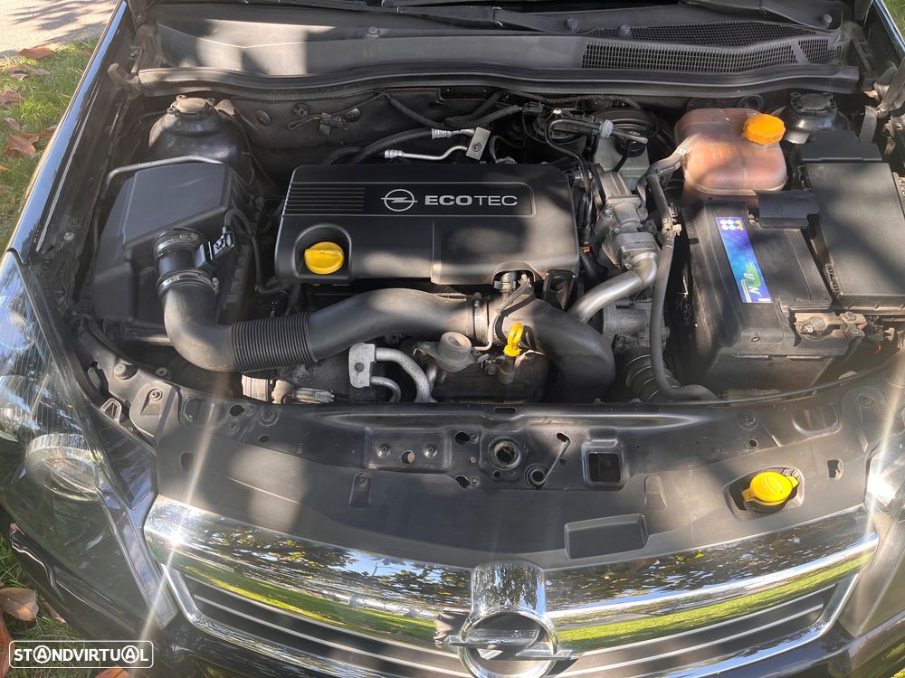 Opel Astra 1.7 CDTi Cosmo - 4