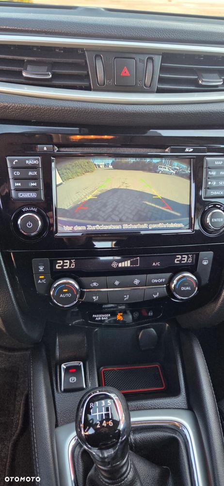 Nissan Qashqai 1.6 DCi Tekna+ - 27