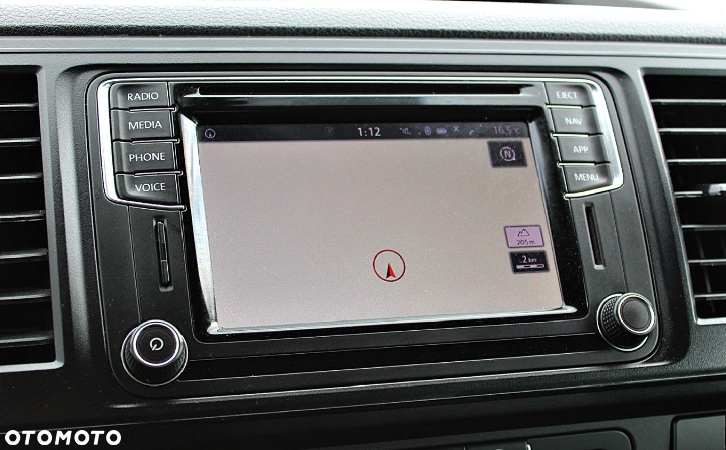Volkswagen Caravelle - 20