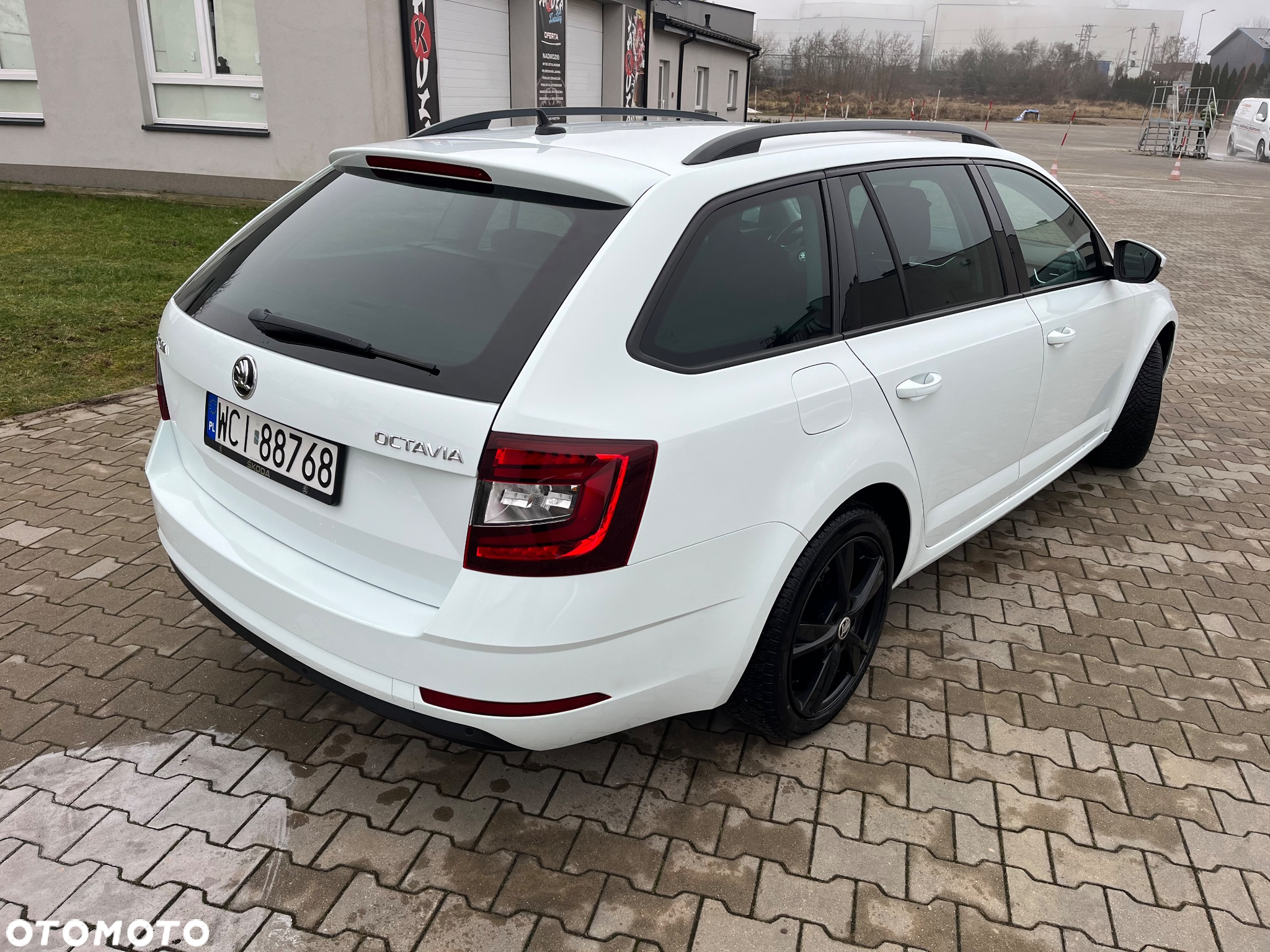 Skoda Octavia 2.0 TDI Drive DSG - 5