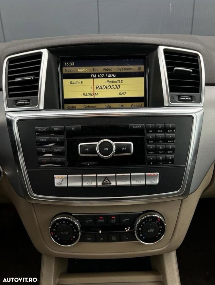 Mercedes-Benz ML 350 BlueTEC 4MATIC Aut - 10