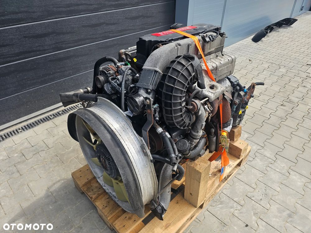 SILNIK KOMPLETNY DXI5 4,8L EUV 215KM 161KW - 3