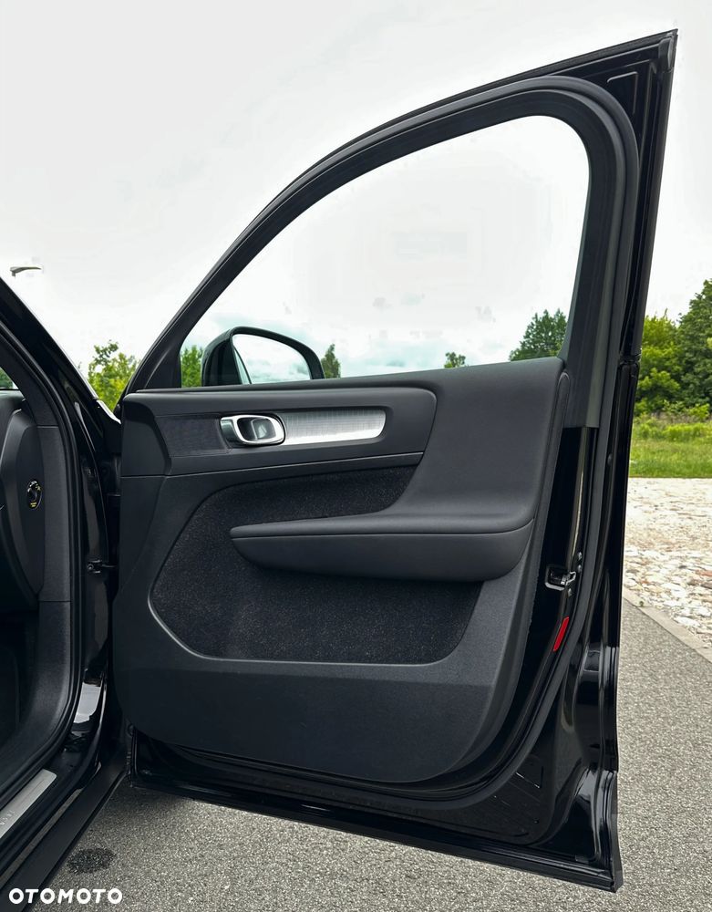 Volvo XC 40 - 21