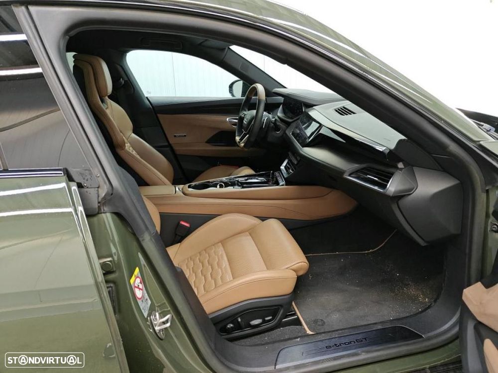 Audi e-tron GT quattro - 6