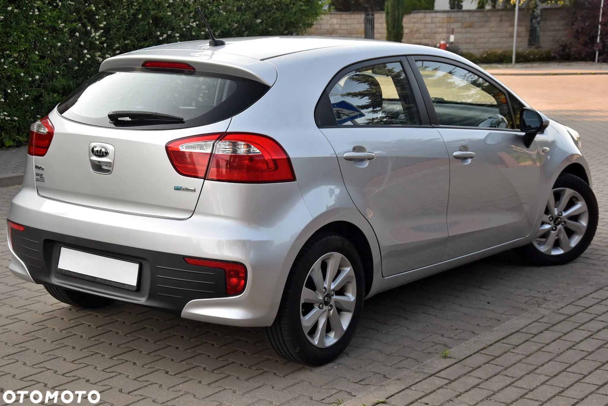 Kia Rio 1.1 CRDI Dream-Team Edition - 27