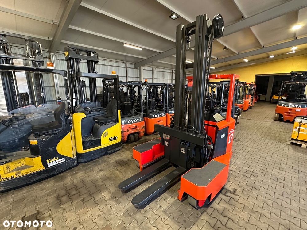 Linde E25F Cztero kierunkowy - 5