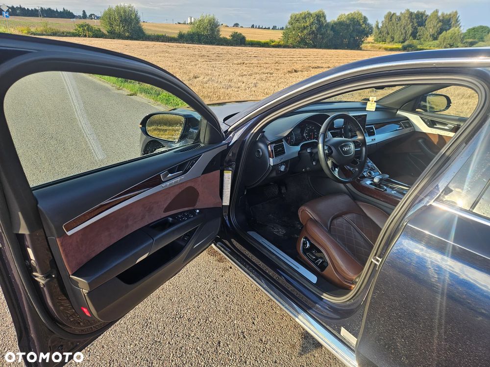 Audi A8 - 10