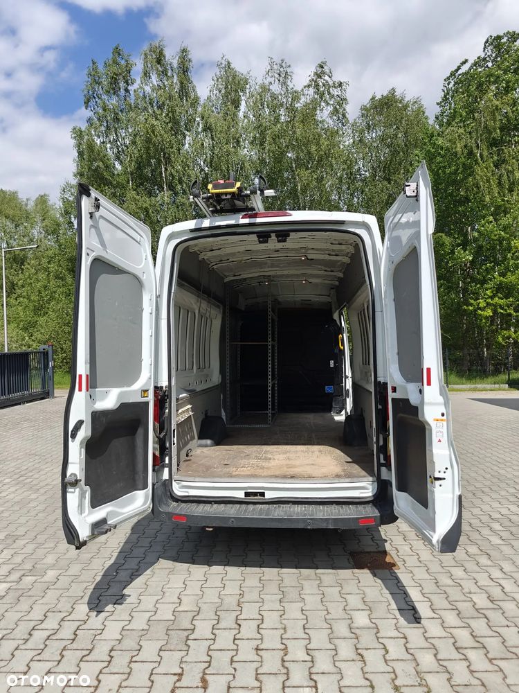 Ford Transit - 11