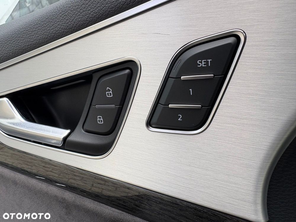 Audi Q7 - 25
