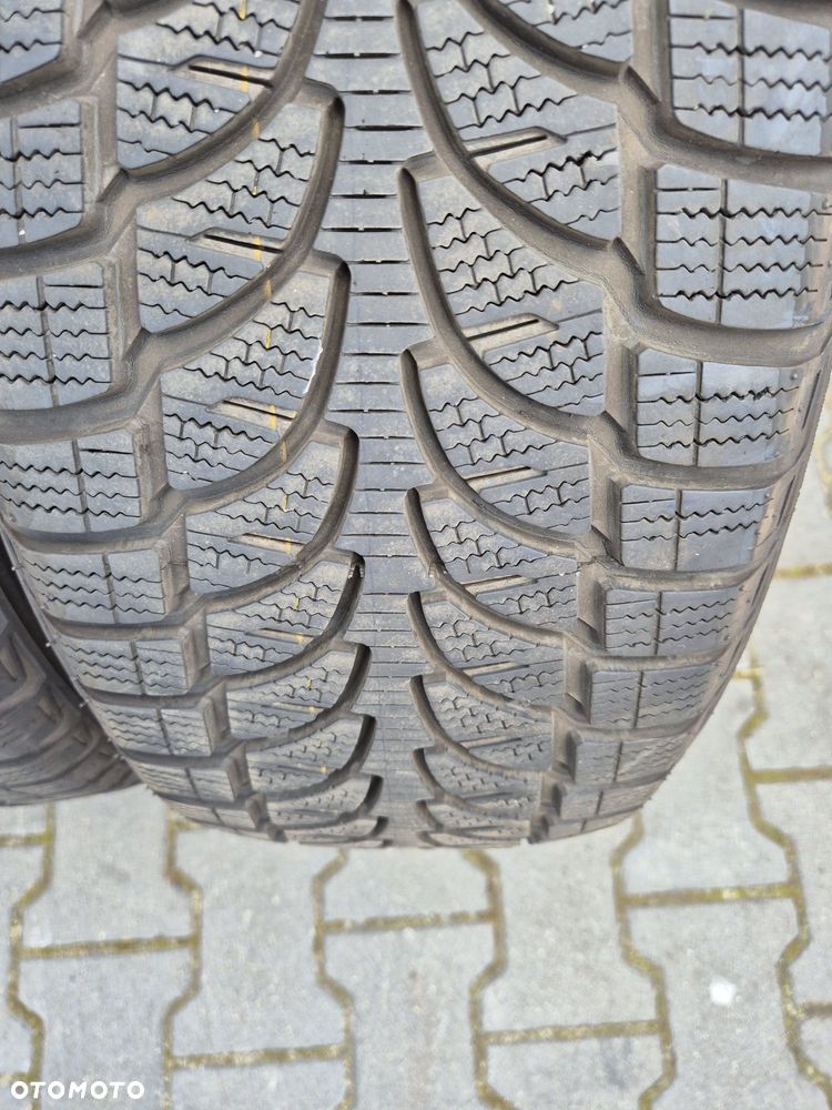 Opony Bridgestone 235 60 R18 - 4