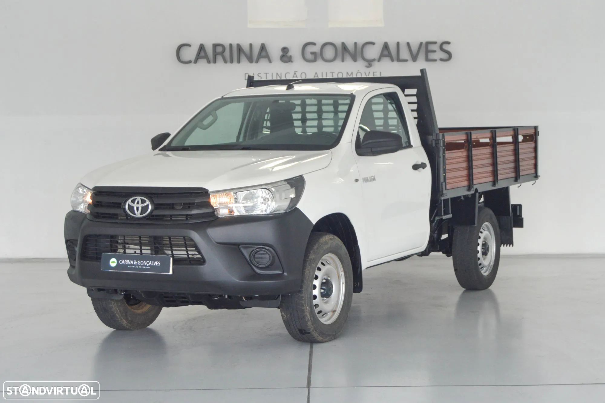 Toyota Hilux 2.4 D-4D 4X4 Cabine Simples 2L - 1