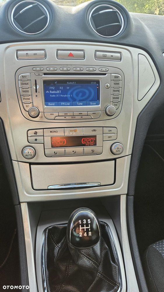 Ford Mondeo 2.0 Trend - 11