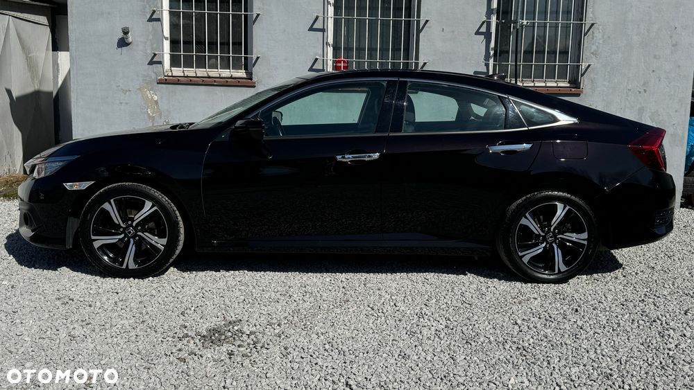 Honda Civic 1.5 i-VTEC Turbo Executive - 13