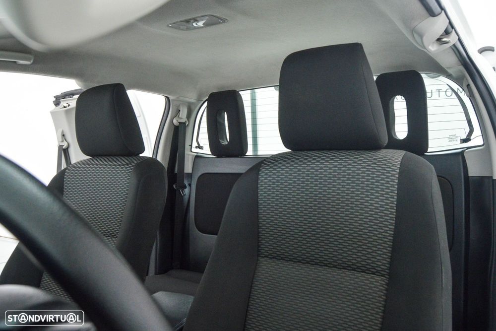 Toyota Hilux 2.4 D-4D 4X2 Cabine Extra 3L - 47
