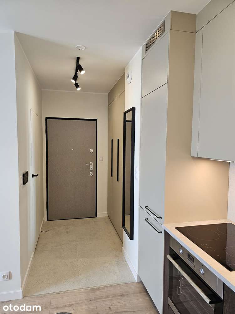 Nowe 33m Premium | 2 Pokoje | Klimatyzacja | Metro 150m | Duże Szafy