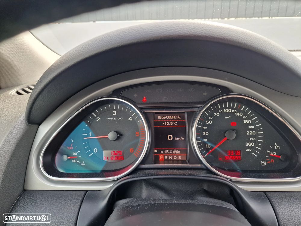 Audi Q7 3.0 TDI Tiptronic - 26