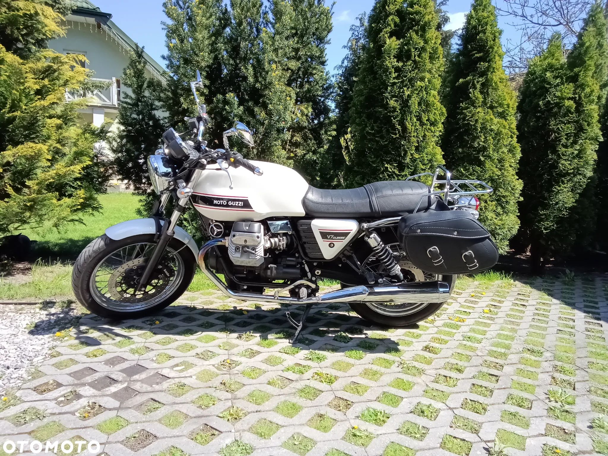 Moto Guzzi V7 - 1