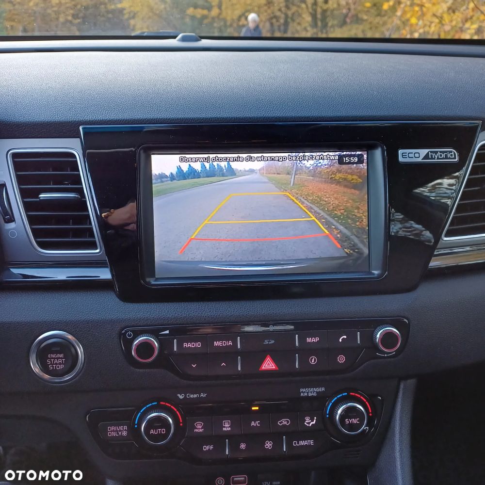 Kia Niro 1.6 GDI Hybrid L - 13