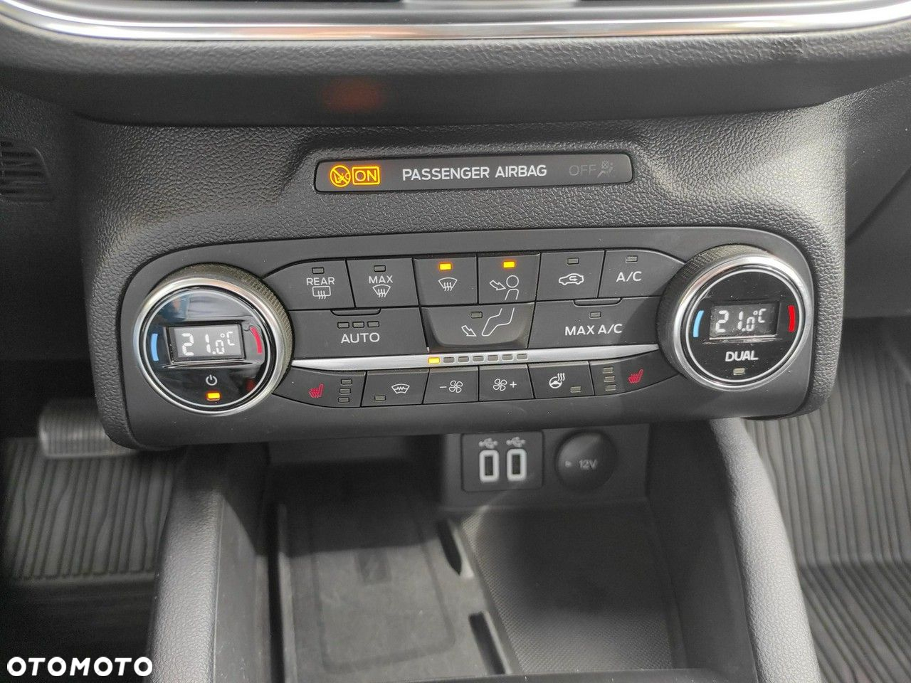 Ford Focus - 17