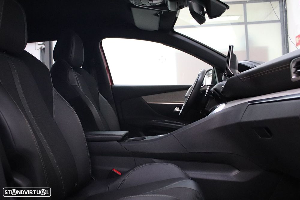 Peugeot 3008 1.2 PureTech GT EAT8 - 22