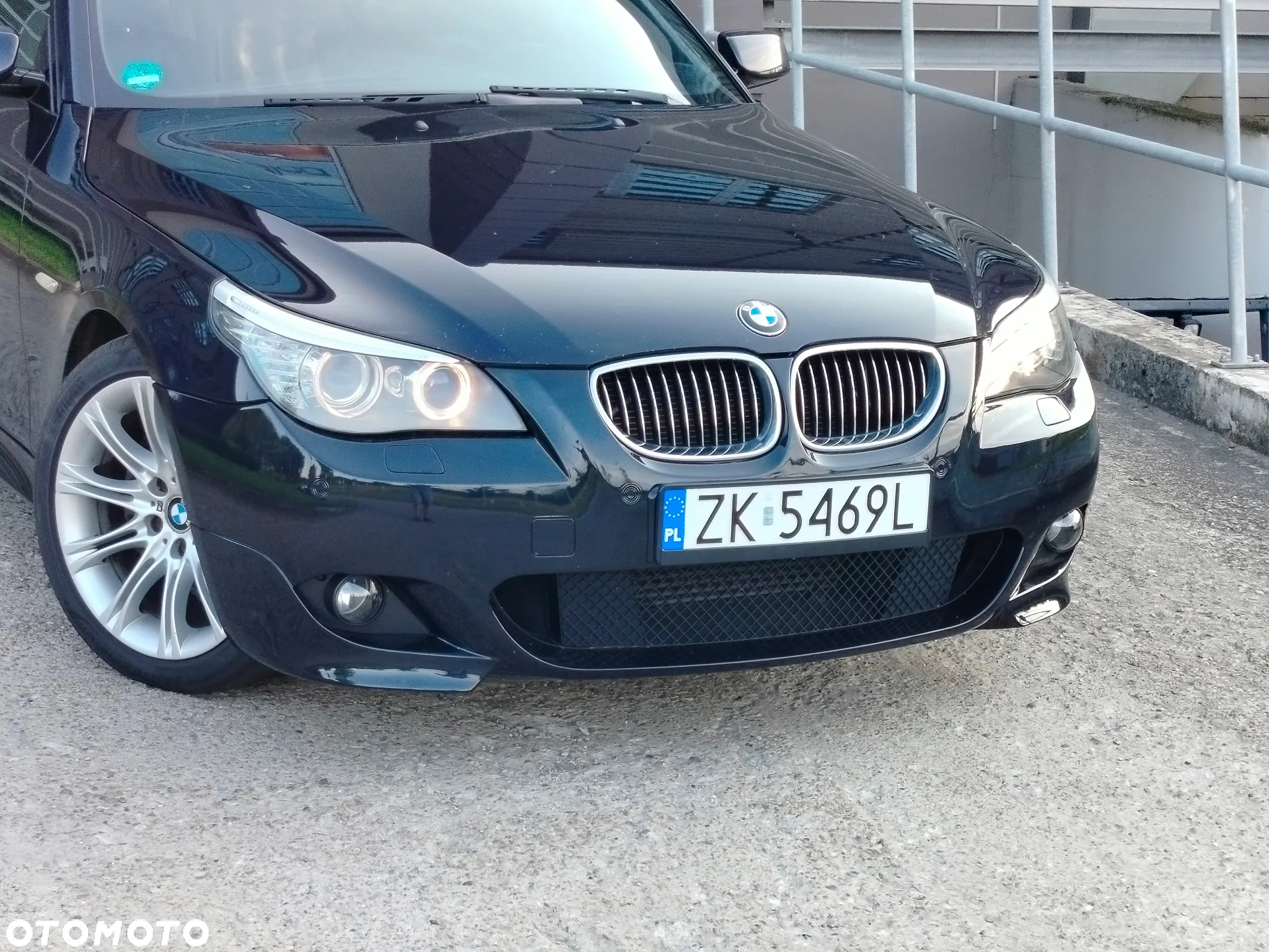 BMW Seria 5 530d Touring - 3