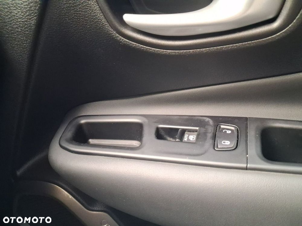 Jeep Renegade - 27