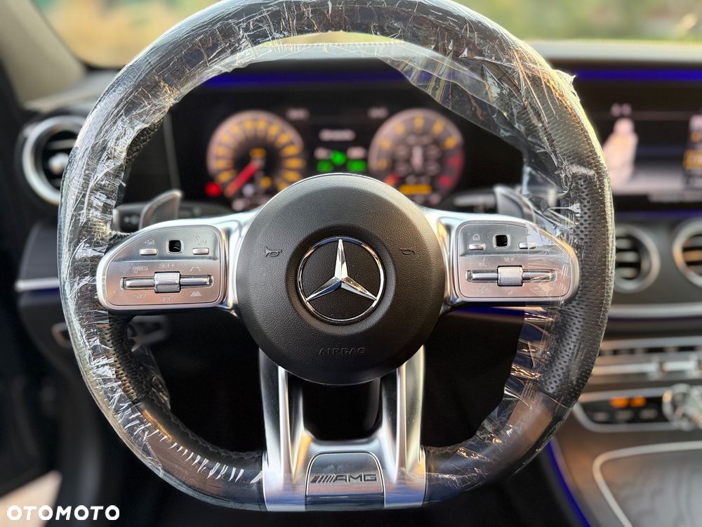Mercedes-Benz Klasa E AMG 53 4Matic+ AMG Speedshift TCT-9G - 24