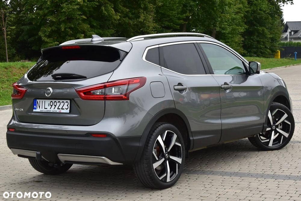 Nissan Qashqai 1.2 DIG-T Xtronic TEKNA+ - 6