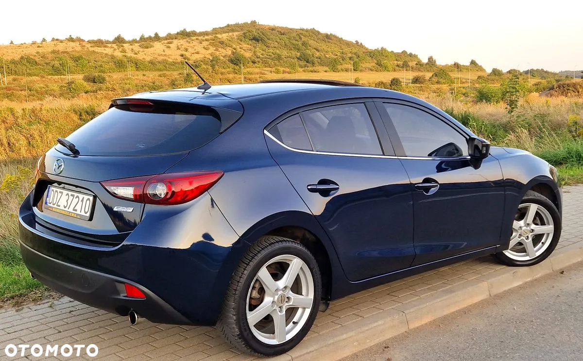 Mazda 3 - 4