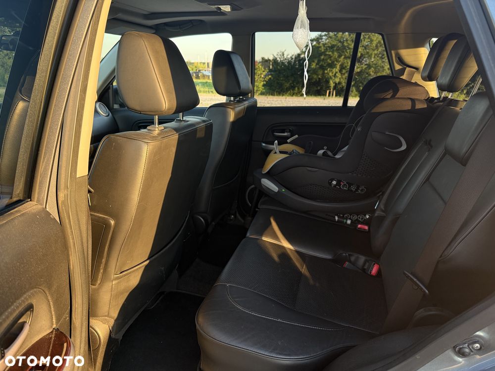 Suzuki Grand Vitara 2.0 De luxe - 18
