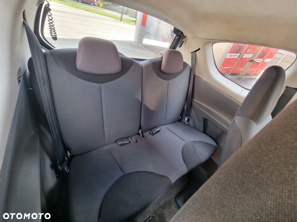 Toyota Aygo 1.0 VVT-i Black - 13