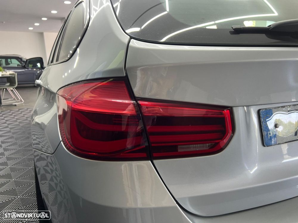 BMW 320 d Touring Pack M - 18