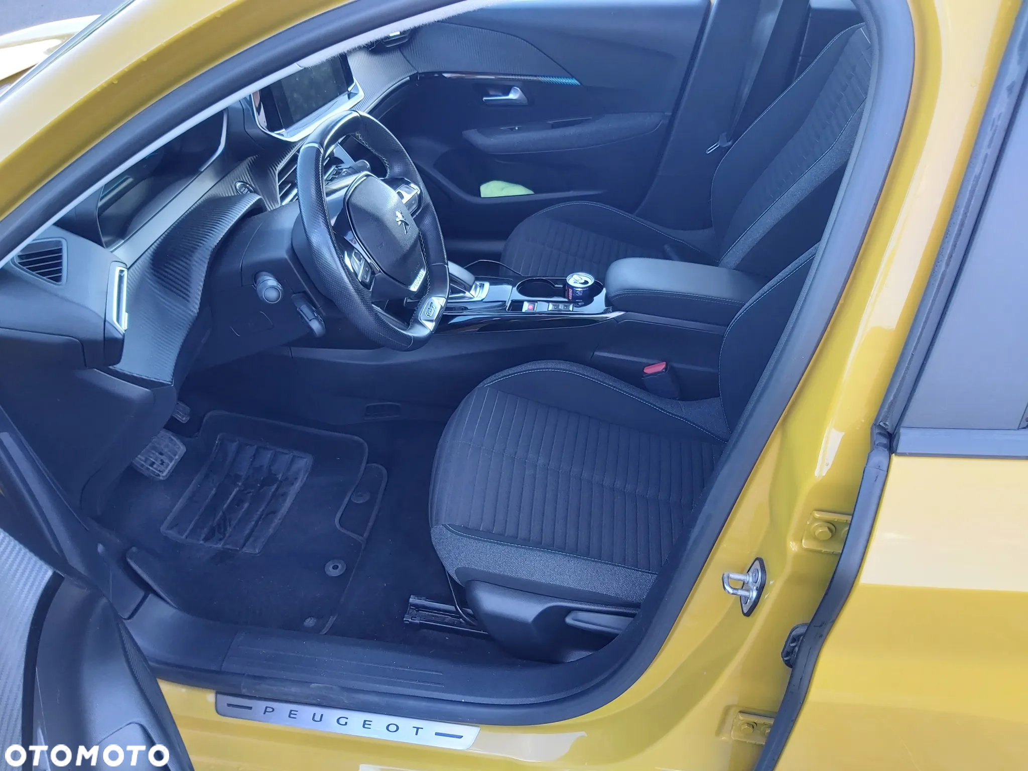 Peugeot 208 e-208 GT - 16