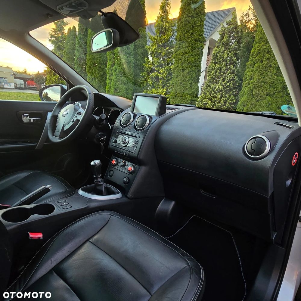 Nissan Qashqai 2.0 Tekna Premium - 21