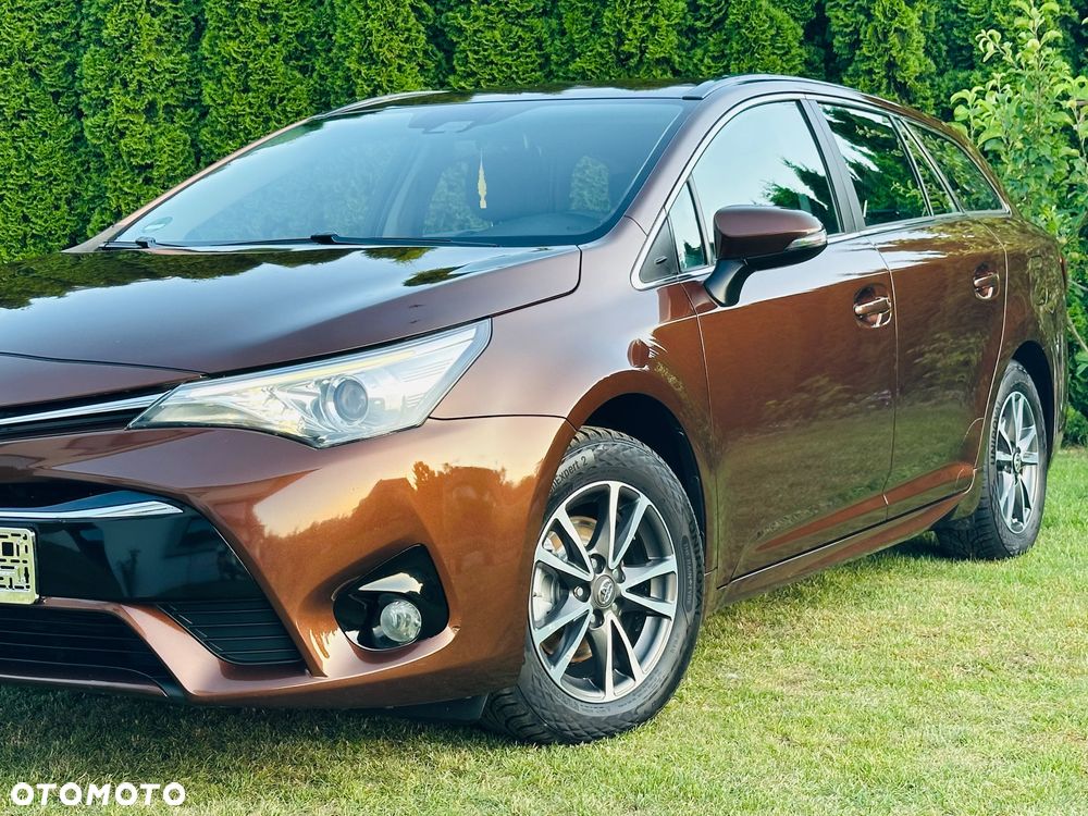 Toyota Avensis Touring Sports 1.6 D-4D Business Edition - 3