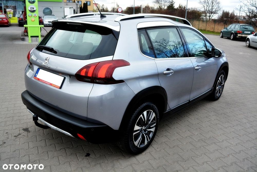 Peugeot 2008 PureTech 110 GPF Stop&Start EAT6 Allure - 15