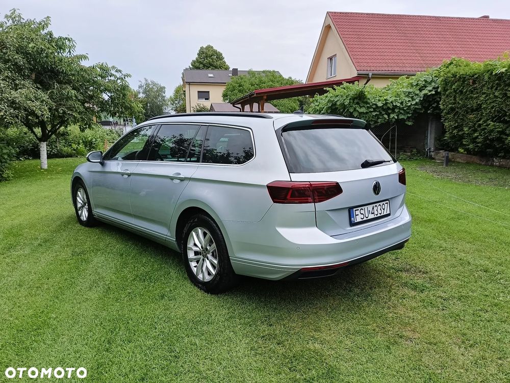 Volkswagen Passat 2.0 TDI SCR Comfortline DSG - 3