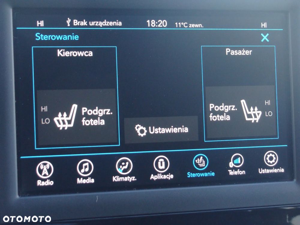 Chrysler Pacifica - 12