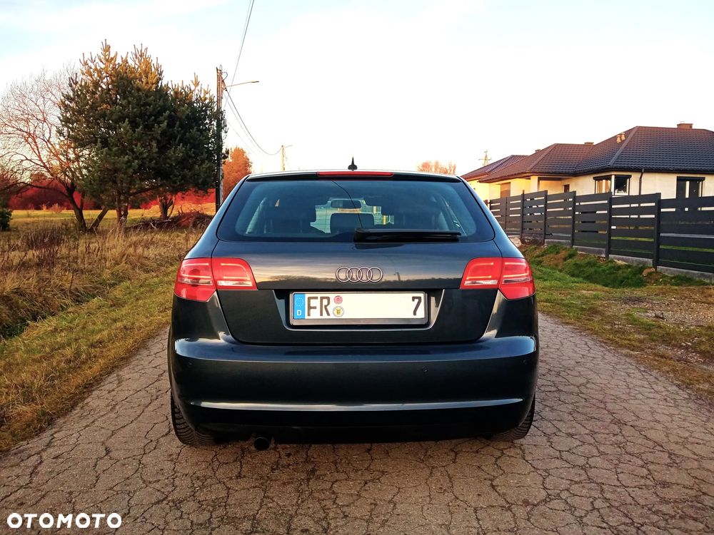 Audi A3 Sportback - 6