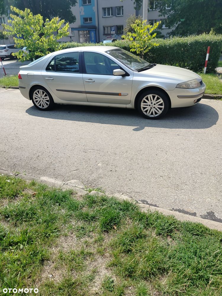 Renault Laguna - 3