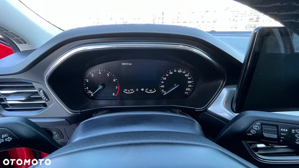 Ford Focus 1.0 EcoBoost Titanium X - 27