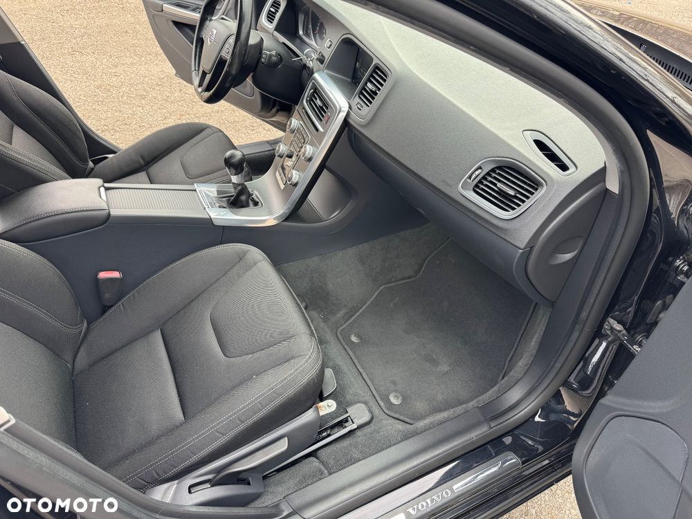 Volvo V60 - 17
