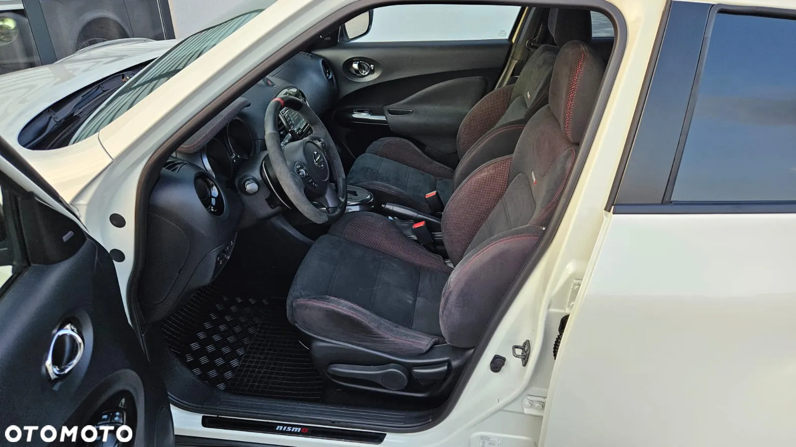 Nissan Juke 1.6 DIG-T Nismo RS 4WD Xtronic - 2