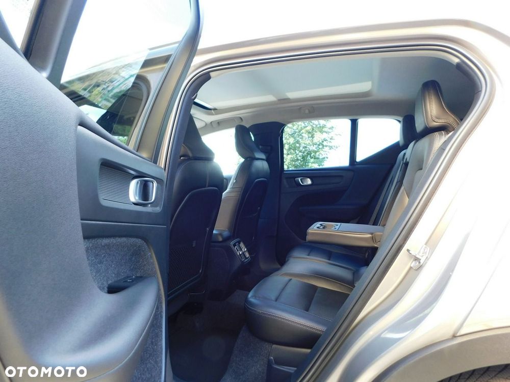 Volvo XC 40 D3 Momentum Pro - 14