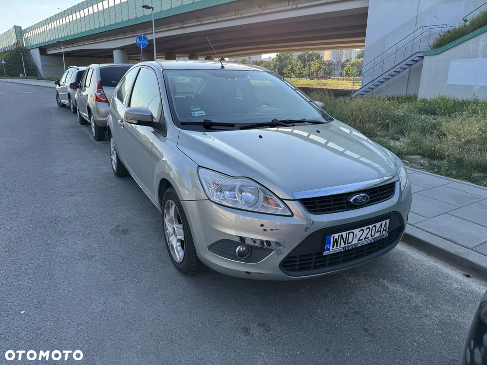 Ford Focus 1.6 Ambiente - 3